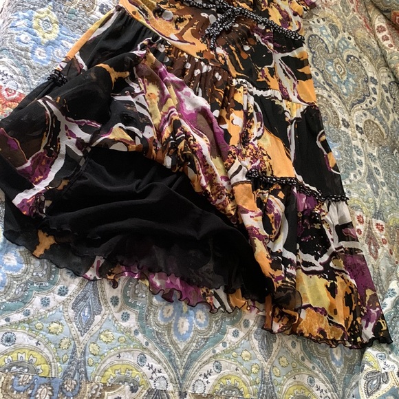 AMBIENTE quirky tiered midi dress 8 - Picture 7 of 12